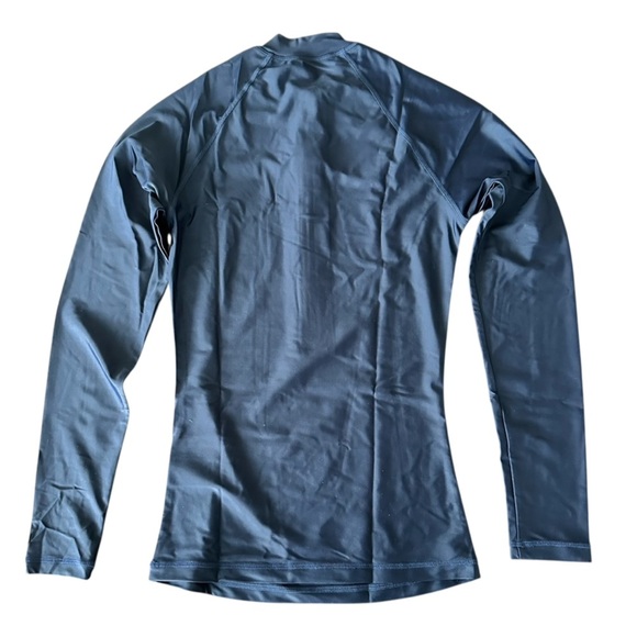 NEW J. CREW Active long-sleeve rash guard in navy blue UPF 50+ size small - Picture 6 of 10